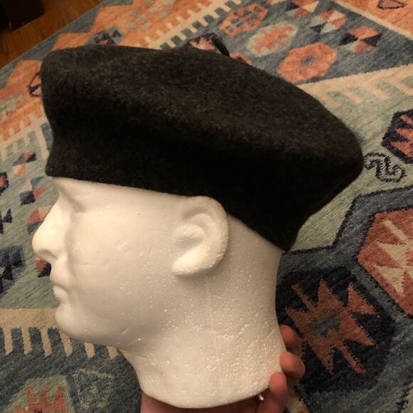 Wool Beret  - Picture 7 of 7